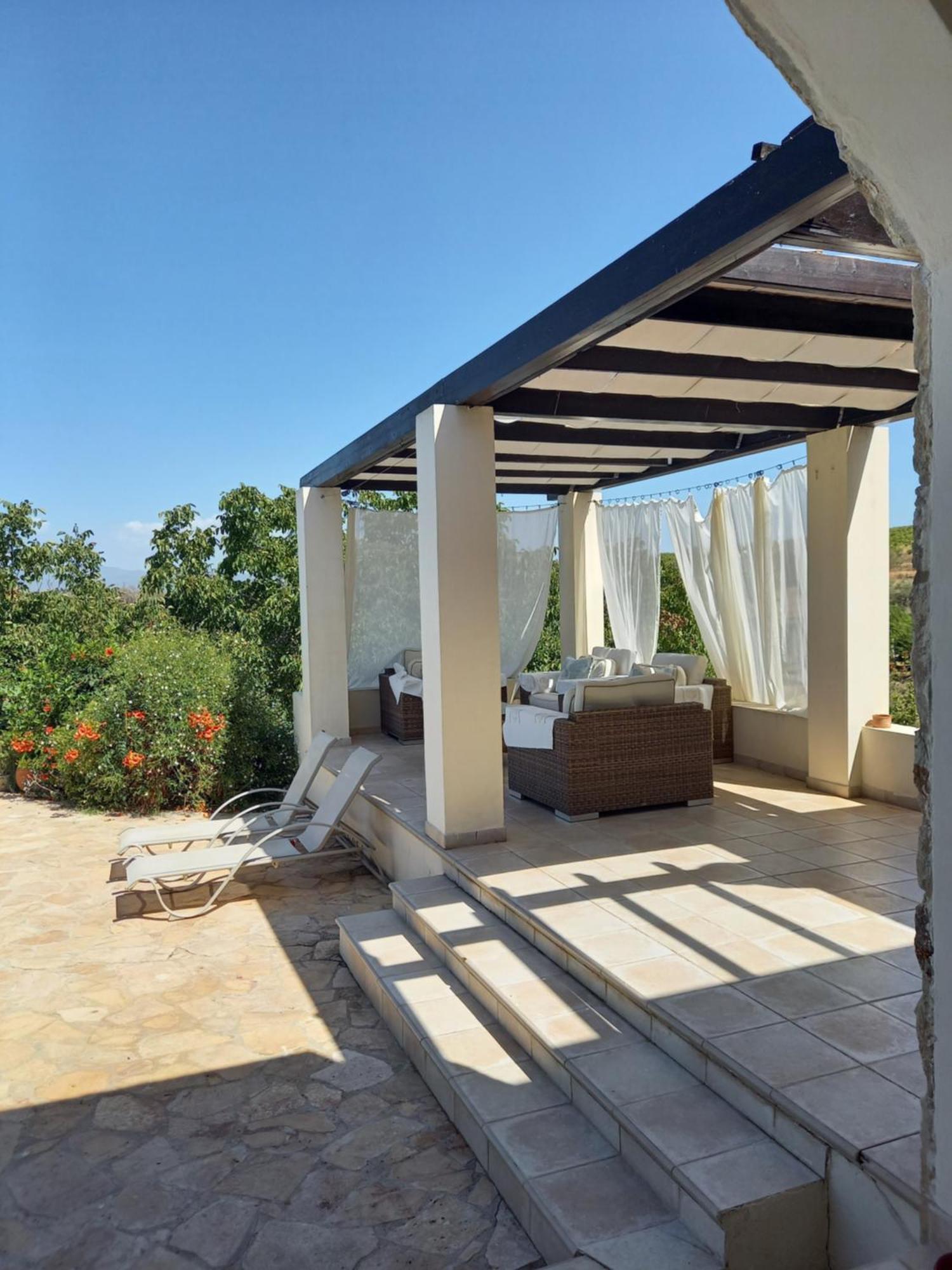 Villa Koumneni Pano Akourdalia Exterior photo